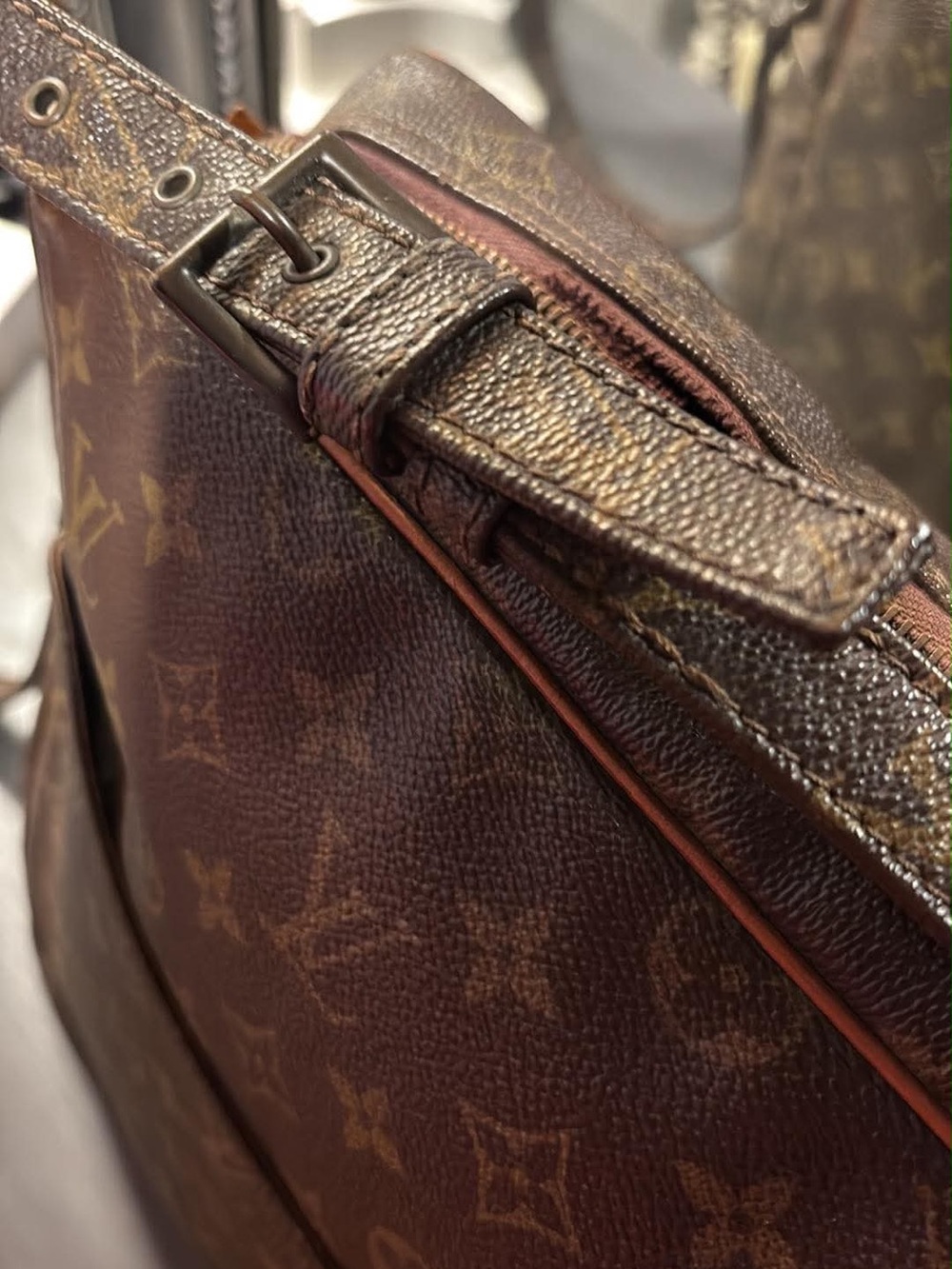 Final Price~Louis Vuitton Monogram Canvas Marceau GM Messenger Bag w/ COA - Picture 16 of 16